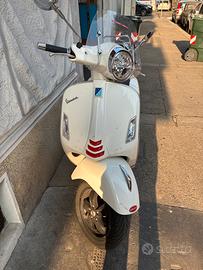 Vespa gts 300