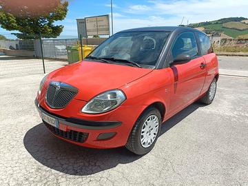 lancia Ypsilon 1.2 metano 