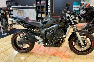 Yamaha FZ6