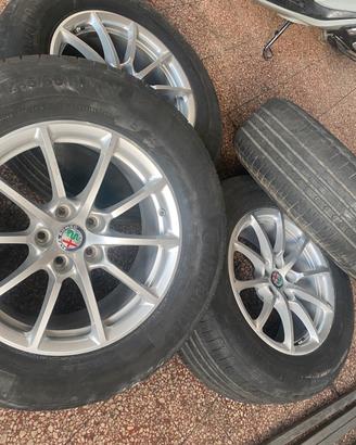 Cerchi e gomme 17