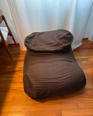 2 poltrone pouf marroni