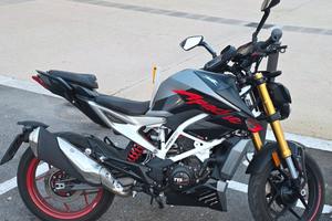 Moto TVS RTR 310cc