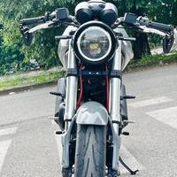Ducati Monster 695
