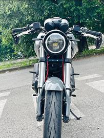 Ducati Monster 695