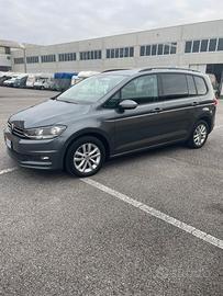 Volkswagen Touran 2.0 TDI 150 CV SCR DSG Comfortli