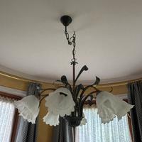 Lampadario in ferro battuto