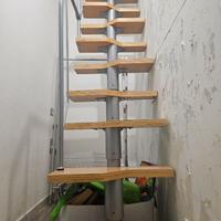 Scala salvaspazio per soffitta