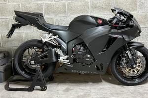 Cbr 600 rr 2025