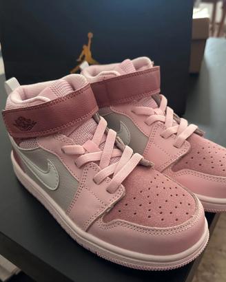 Air Jordan 1 Retro - Pink / Rose - Size 36
