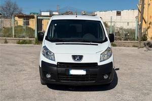 Peugeot EXPERT 2.0 HDI FRIGO CON ATP 06-2025 (2016