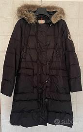 Piumino Moncler con pelliccia