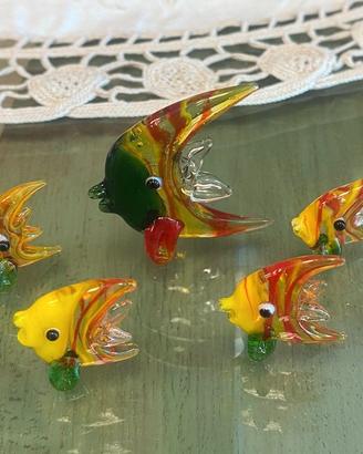 Famiglia di pesciolini in vetro di Murano