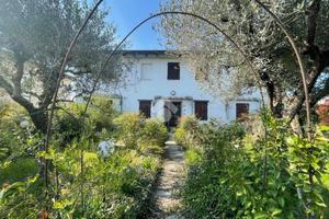 Vendita Casa Indipendente da ristrutturare