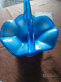 grazioso vassoio con base metallo