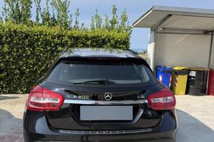 GLA 200D
