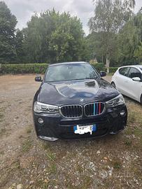 Autovettura BMW X4