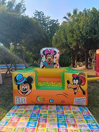 piscina gonfiabile con palline