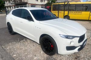 Maserati Levante euro 16.500