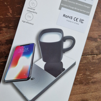 Caricatore wireless e scalda tazza da scrivania