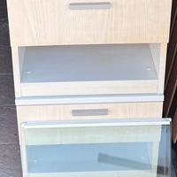 Letti, comodini e frigo