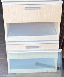 Letti, comodini e frigo