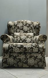 SET DI 2 POLTRONE + POUF