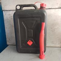 Tanica benzina da 10 l con beccuccio 