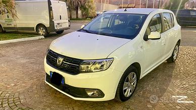 DACIA SANDERO 1000 TURBO