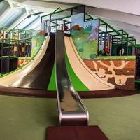 Gioco Vulcano Arrampicata con Scivolo per Bambini