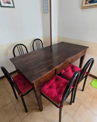Tavolo in legno massello con cassetti + 6 sedie 