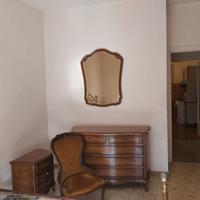 Como' - Comodini e Specchio.