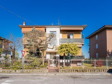 3 LOCALI A SOMMACAMPAGNA