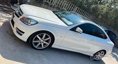 MERCEDES CLASSE C 220 COUPÉ 