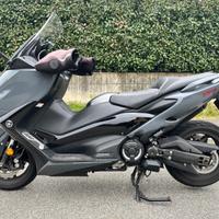 Yamaha T Max 560 - 2021