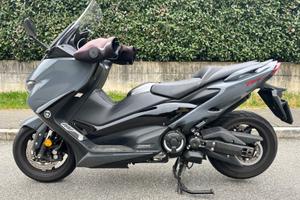 Yamaha T Max 560 - 2021