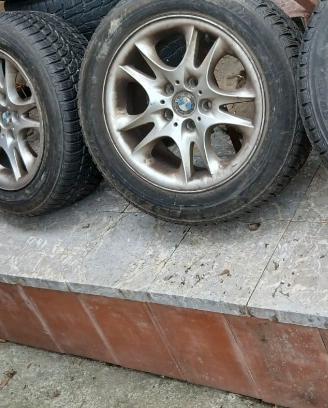 4 Cerchi in lega e  4 pneumatici BMW serie 3