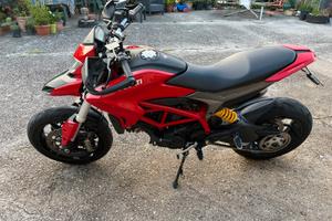 Hypermotard 821 2015