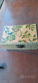 scatolina in legno vintage 