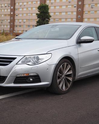 Volkswagen Passat CC 2.0 TDI DPF DSG BlueM. Tech.