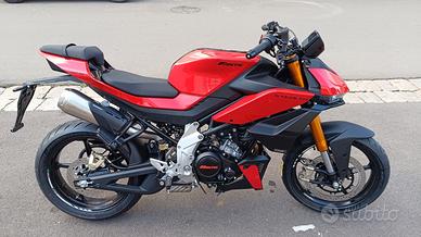 Fantic Stealth 125 rosso 4T