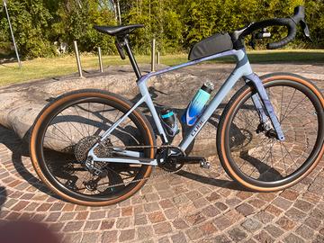 Cube nuroad c62 gravel 2025