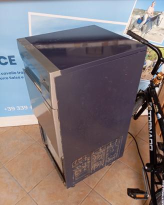 fabbricatore di ghiaccio 