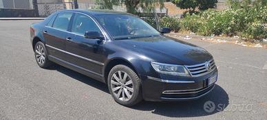 VOLKSWAGEN Phaeton
