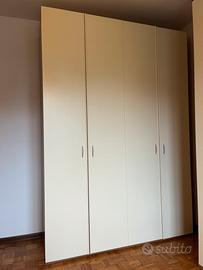 Armadio color crema come nuovo