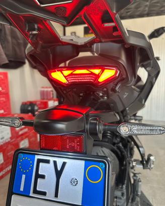Fanale posteriore Yamaha Tracer 7 Tracer 9 e MT09