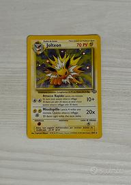 Jolteon 70 PV olografico pz. singolo+slive