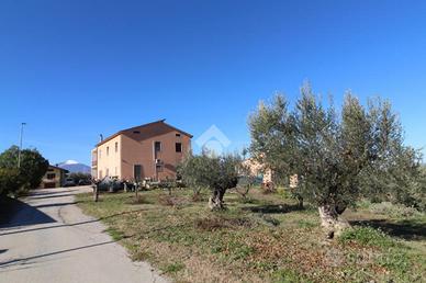 CASA INDIPENDENTE A BELLANTE