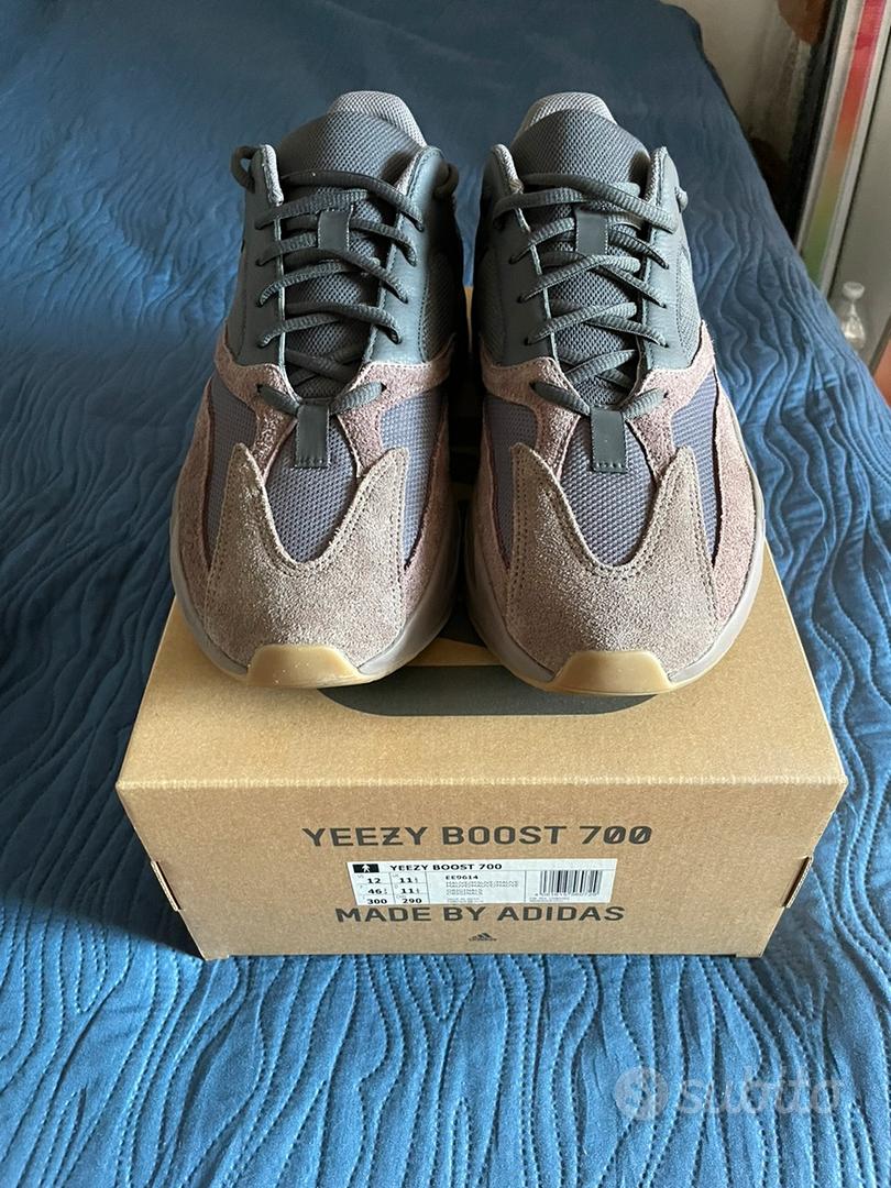 Adidas Yeezy Boost 700 Mauve Abbigliamento e Accessori In