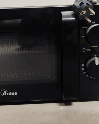 Microonde Ardes con funzione grill 