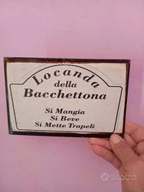 Placchetta pubblicitaria